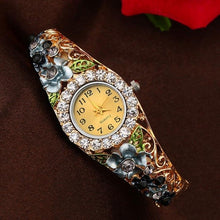 Load image into Gallery viewer, Hot hothot Sales Elegant Bangle Watch Women Crystal Flower Strap Rhinestone Dial Bracelet Quartz Watches relogio feminino jy29
