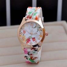 Load image into Gallery viewer, Women Girl Watch Silicone Printed Flower Causal Quartz WristWatches Store sales promotion at a loss of 99 Free Shipping  au8
